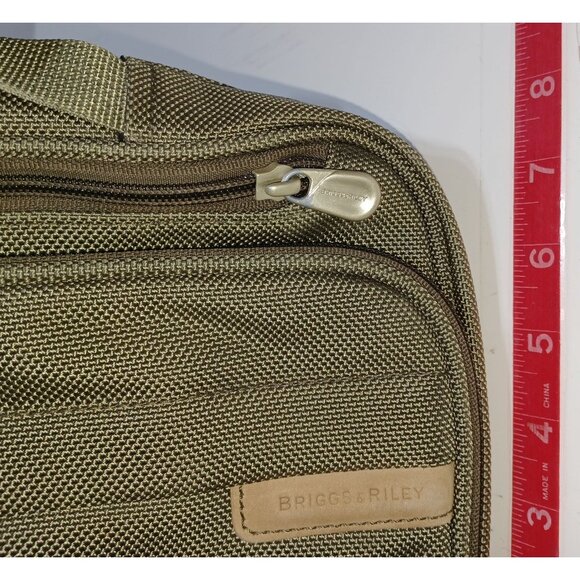 Briggs & Riley Toiletry Bag Style 116-7 Premium Travel Organizer Case 12 × 8 - Picture 7 of 7